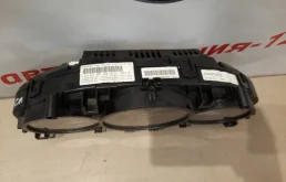 Приборная панель для Mercedes-Benz C class 2009 года на фотографиях