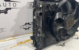 Кассета радиаторов для Mercedes-Benz S class 2013 года на фотографиях