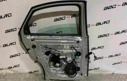 Дверь задняя левая для Volvo S40 2012 года на фотографиях