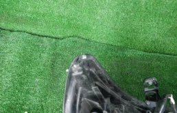 Фара левая для Toyota Land Cruiser 2014 года на фотографиях