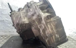 АКПП для Opel Vectra 2004 года на фотографиях