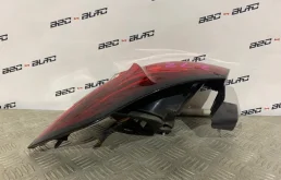 Фара правая для Citroen DS4 на фотографиях