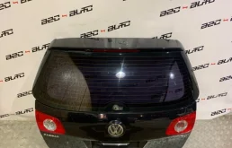 Дверь багажника для Volkswagen Passat 2010 года на фотографиях