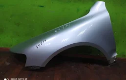 Крылья для Volkswagen Touareg 2002 года на фотографиях