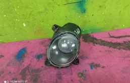 Противотуманка (ПТФ) передняя левая для Volkswagen Passat 2001 года на фотографиях