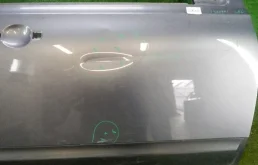 Накладка на дверь задняя правая для Nissan Qashqai 2008 года на фотографиях