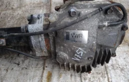 Редуктор переднего моста для Mitsubishi Pajero 2019 года на фотографиях