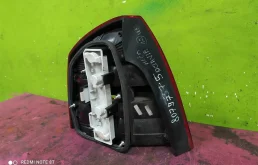 Фонарь правый для Skoda Octavia 2008 года на фотографиях