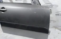 Дверь передняя правая для Suzuki SX4 2008 года на фотографиях