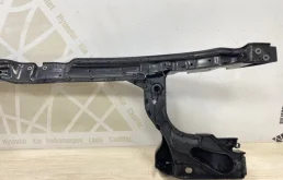 Панель радиатора (телевизор) для Volkswagen Caddy 2018 года на фотографиях