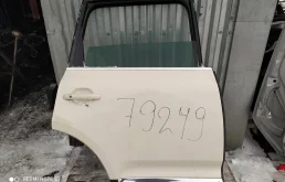 Дверь задняя правая для Volkswagen Touareg 2003 года на фотографиях