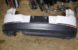 Бампер задний для Volkswagen Tiguan 2010 года на фотографиях