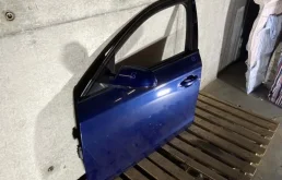 Дверь передняя левая для Audi A4 2011 года на фотографиях