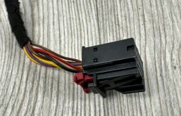 Зеркало заднего вида (в салоне) для Volkswagen Touareg 2013 года на фотографиях