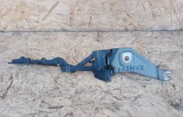 Петля капота правая для BMW X5 на фотографиях