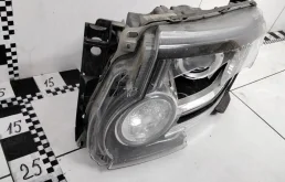 Фары для Land Rover Discovery 2014 года на фотографиях