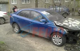 Двери для Kia Cerato 2010 года на фотографиях