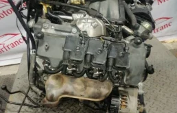 Двигатель для Mercedes-Benz C class 2001 года на фотографиях