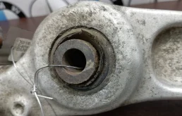 Рычаг передний левый верхний для BMW 5er на фотографиях