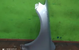 Крылья для Volkswagen Touareg 2002 года на фотографиях