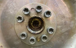 Двигатель для Mercedes-Benz C class 2008 года на фотографиях