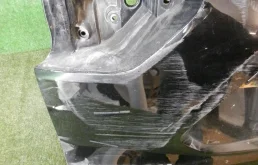 Крышка багажника для Nissan X-Trail 2015 года на фотографиях