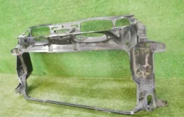 Панель радиатора (телевизор) для Porsche Panamera на фотографиях