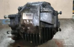 Редуктор заднего моста для Mitsubishi Pajero 2011 года на фотографиях