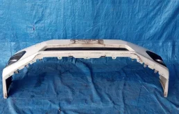 Бампер для Subaru XV 2012 года на фотографиях