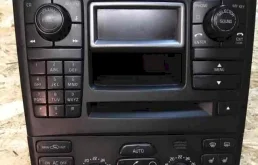 Панель управления пневмоподвеской для Volvo XC90 2006 года на фотографиях