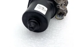 Мотор стеклоочистителя для Nissan Qashqai 2018 года на фотографиях