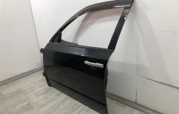 Дверь передняя левая для Subaru Forester 2008 года на фотографиях