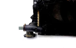 Кассета радиаторов для Audi A6 2018 года на фотографиях