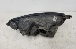 Усилитель переднего бампера для Volvo XC90 2018 года на фотографиях