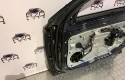 Двери для Volvo S80 2015 года на фотографиях