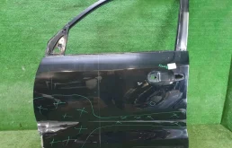 Дверь передняя левая для Toyota Land Cruiser 2012 года на фотографиях