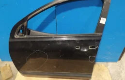 Дверь передняя левая для Nissan Qashqai 2009 года на фотографиях