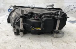 Фара правая для Volvo S80 2014 года на фотографиях