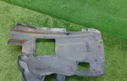 Подкрылок передний правый для BMW X3 2023 года на фотографиях