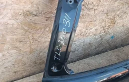 Крышка багажника для Toyota Land Cruiser 2012 года на фотографиях