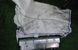 Торпедо (в сборе) для Volkswagen Touareg 2018 года на фотографиях