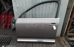 Дверь передняя левая для Volkswagen Touareg 2002 года на фотографиях