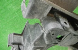 Панель радиатора (телевизор) для Volkswagen Golf 2015 года на фотографиях