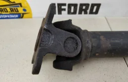 Карданный вал передний для Mitsubishi Pajero 2002 года на фотографиях