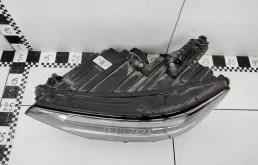 Фары для Volkswagen Passat 2020 года на фотографиях