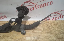 Рулевая рейка для Ford Focus 2004 года на фотографиях