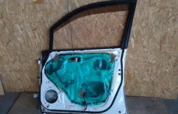 Дверь передняя правая для Lexus RX 1998 года на фотографиях