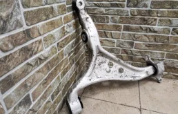 Рычаг передний правый нижний для Mercedes-Benz GL class на фотографиях