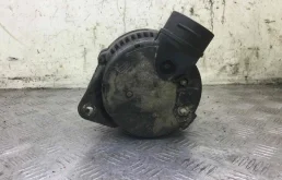 Генератор для Audi A6 1998 года на фотографиях