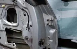 Дверь передняя левая для BMW 3er 2006 года на фотографиях